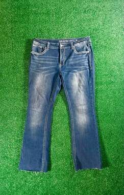 Grace in LA Easy Fit Bootcut Jeans Size 32 Aztec Steer Skull Embellished Pocket